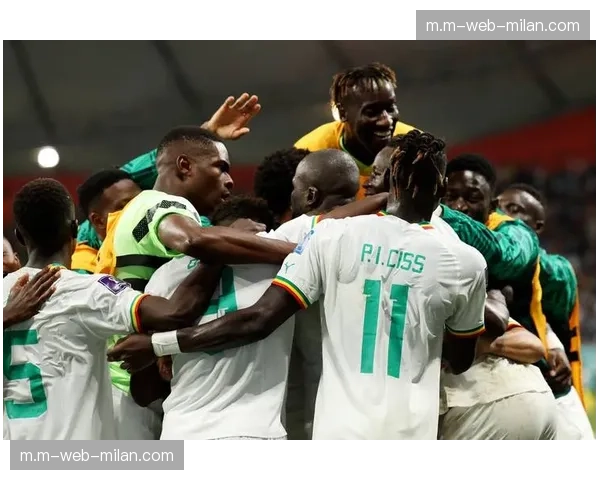 尼科·威廉姆斯选择保守治疗耻骨伤势，放弃手术瞄准本土世界杯